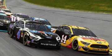 NASCAR Heat 4 chega acelerando em Setembro; veja o trailer