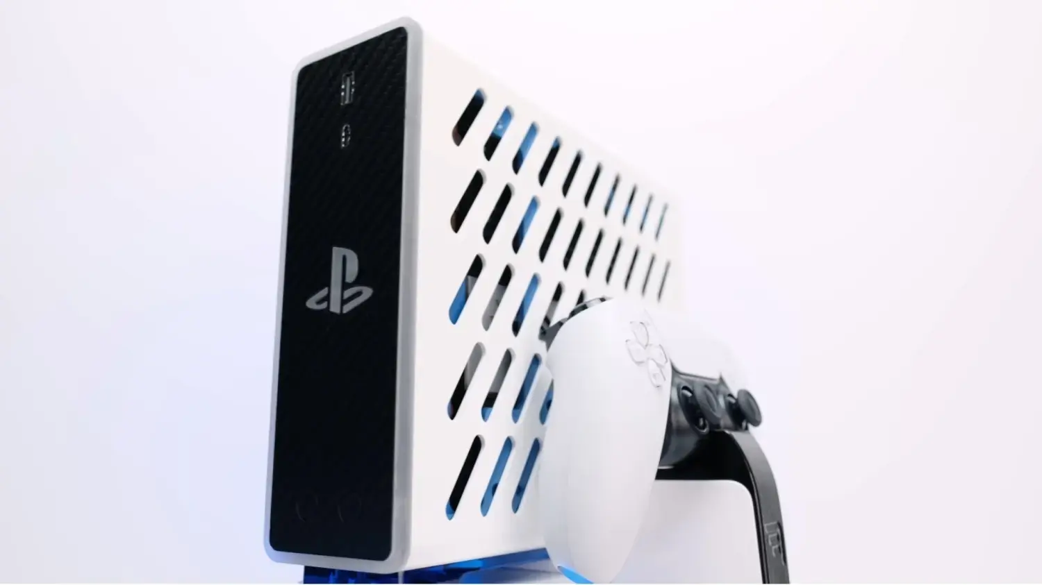 Fã constrói o menor PS5 do mundo
