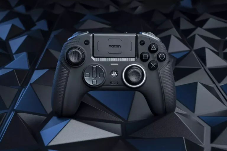 Revolution 5 Pro Nacon apresenta controle oficial de PS5 compatível com PS4 e PC
