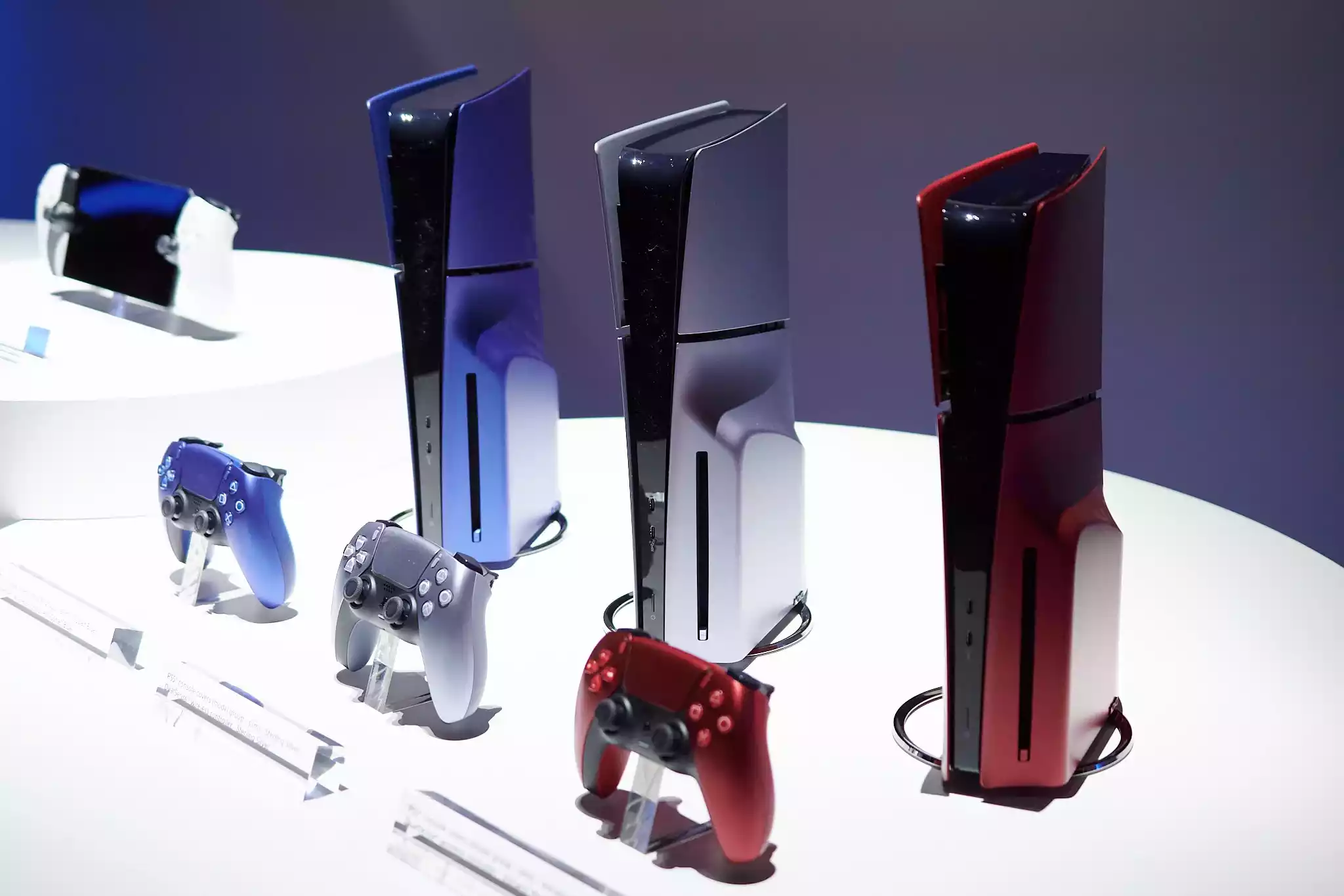 Sony mostra as novas tampas do modelo PS5 Slim