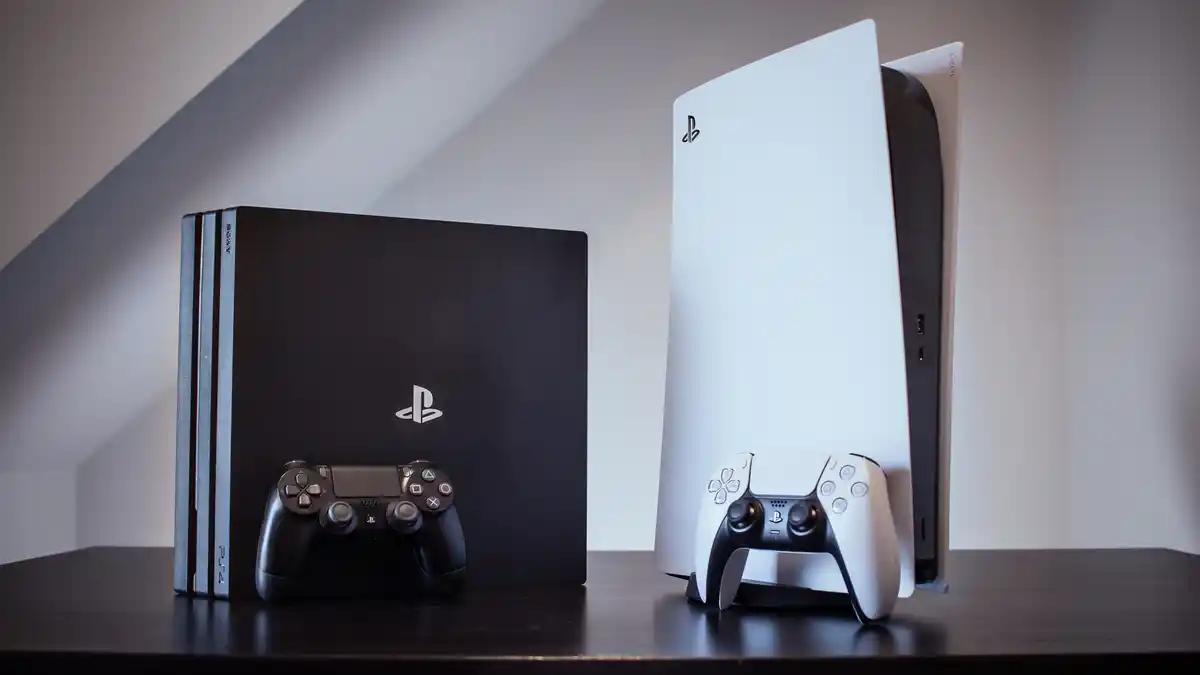 PS4 e PS5 consoles PS4 e PS5 consoles